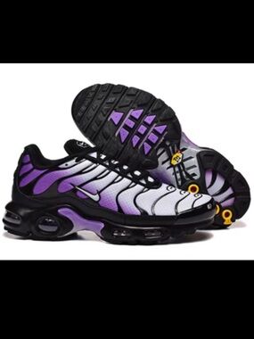 Nike Purple and Black Gradient Air Max Plus Sneakers (Flawless- See Pics)